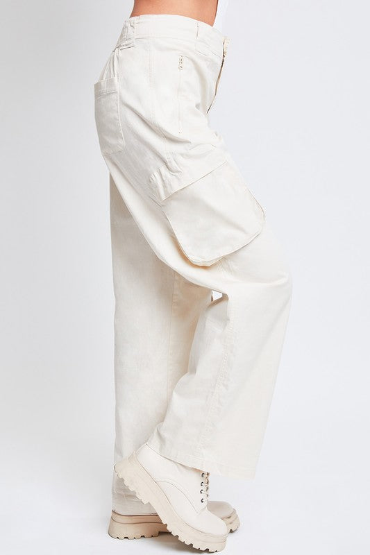 High-Rise Relaxed Cargo Pants